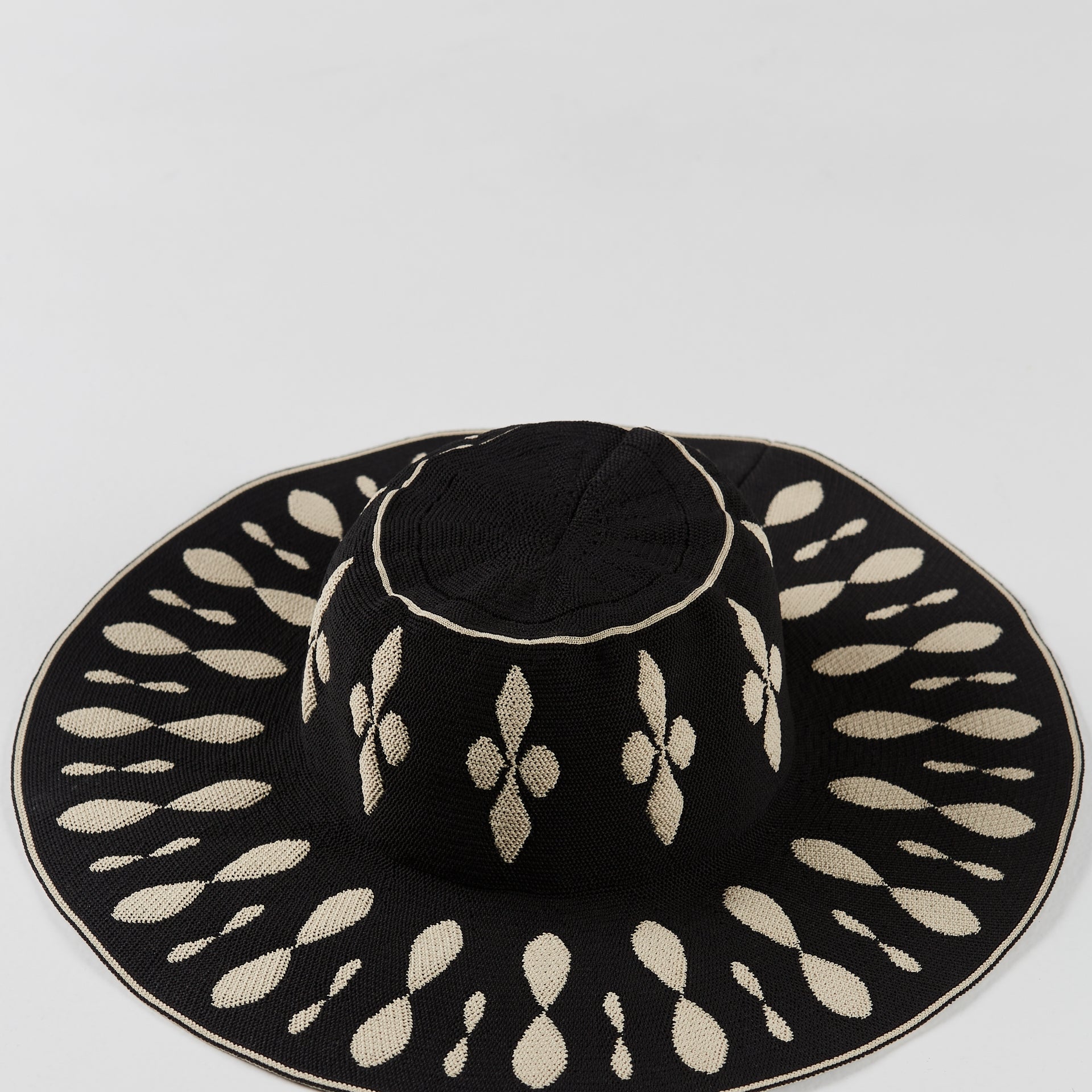 Nadia Rapti Helios Hut